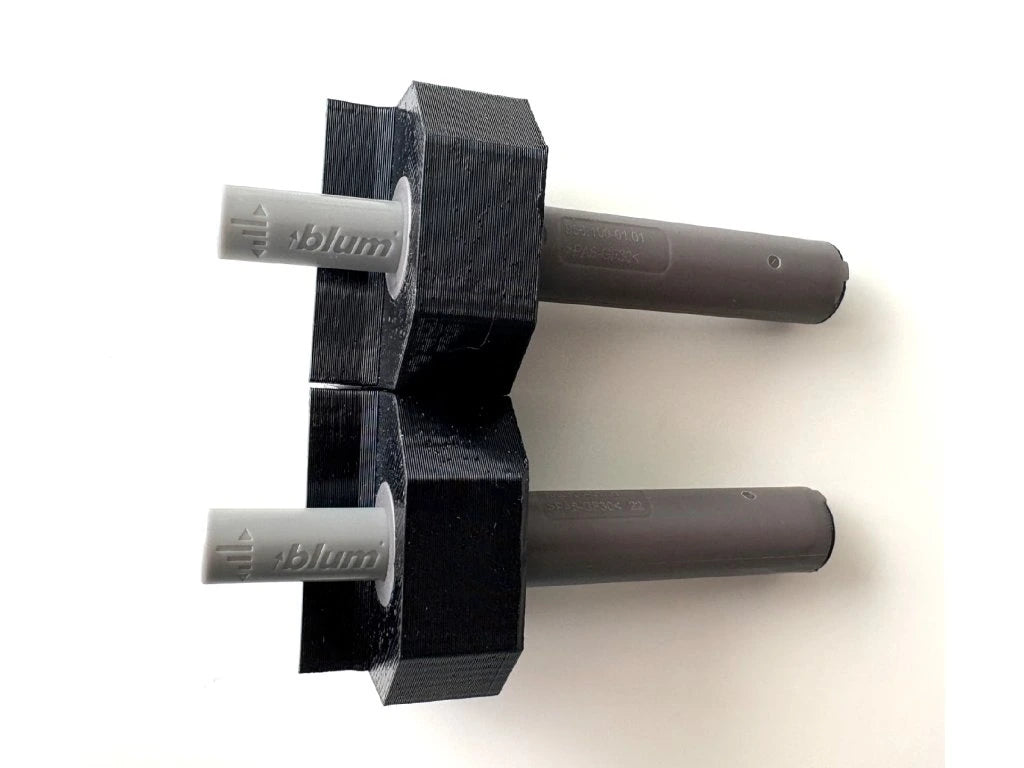 Inspection Door System EasyToTile R10 – 2× Pivot Hinges + 2× Click Mechanisms