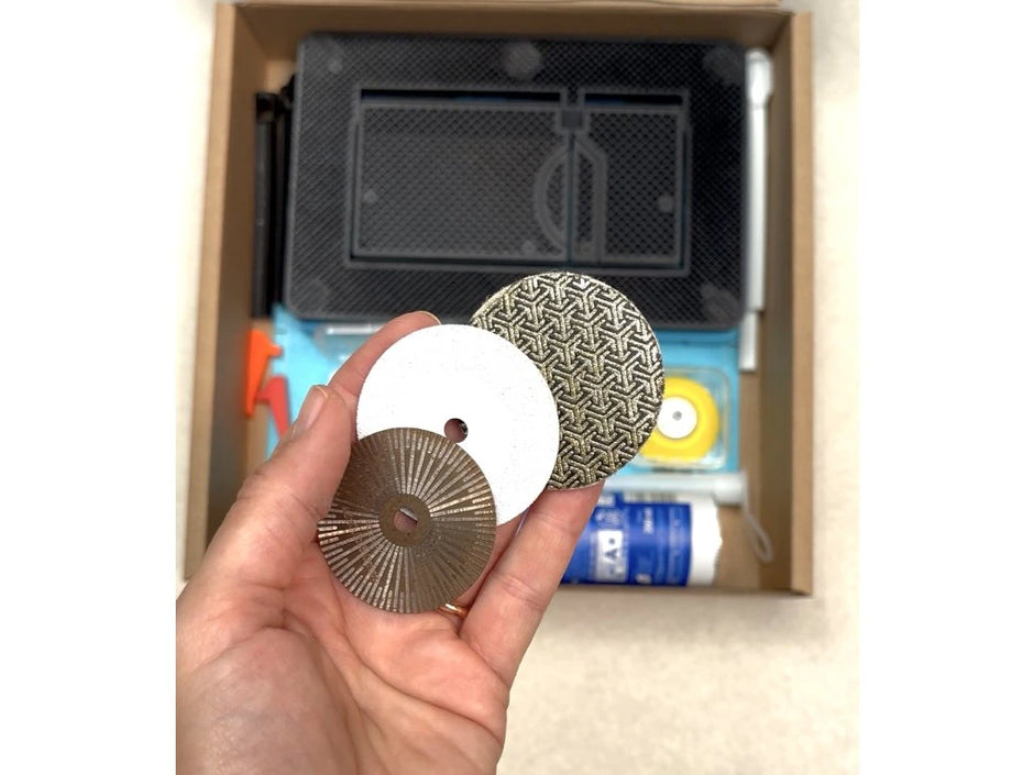 Complete Concealed WC Flush Plate Set EasyToTile – Geberit Sigma Round Edge (3-in-1 Cutout)