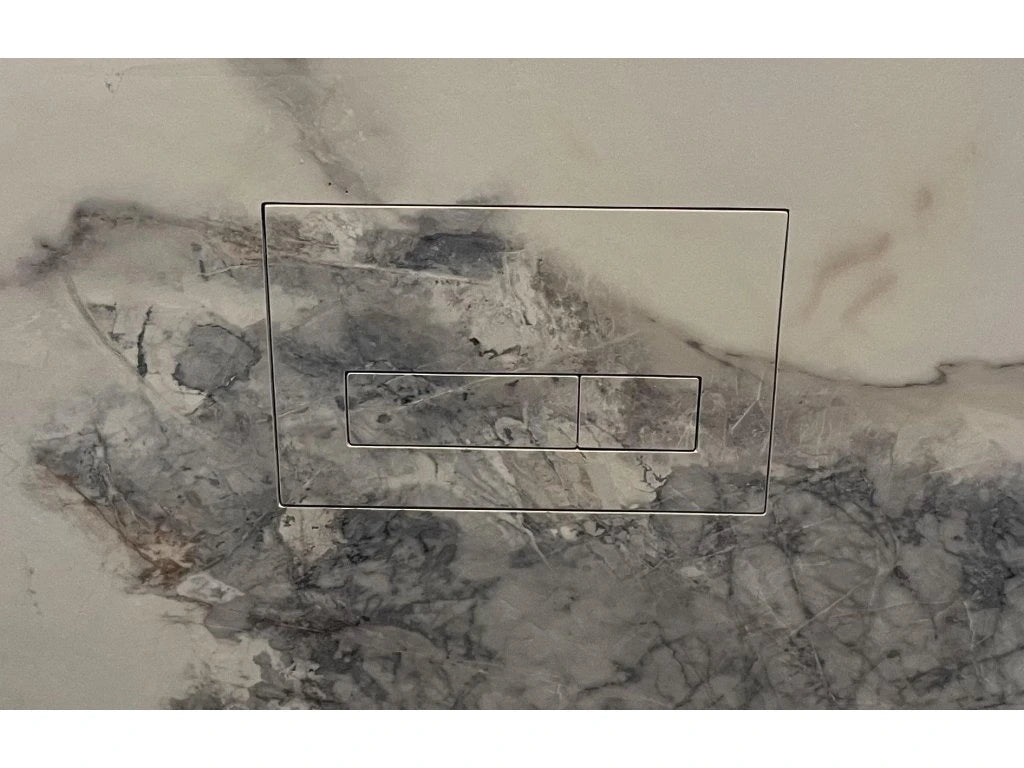 Скрытая панель смыва для унитаза EasyToTile – Geberit Delta с закругленными краями (вырез 3-в-1)